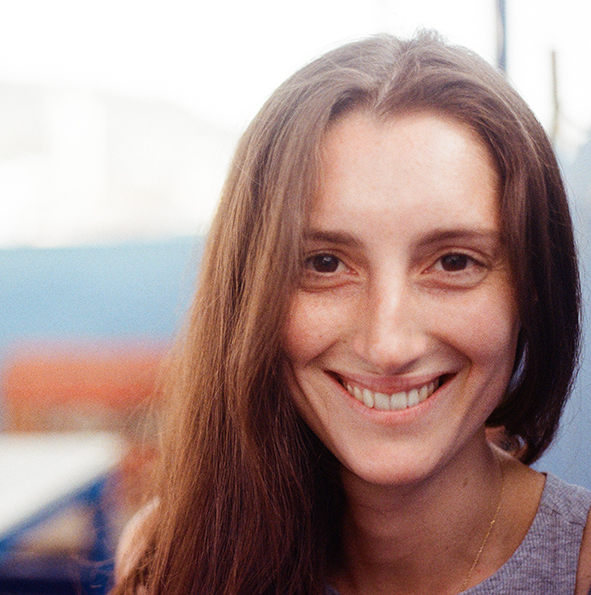 Dahlia Nemlich - MANIFEST PICTURES